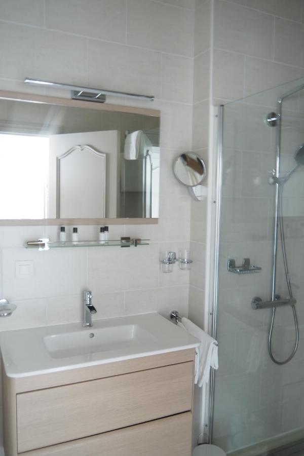 Hotel Primavera سانت باليه سور مير المظهر الخارجي الصورة